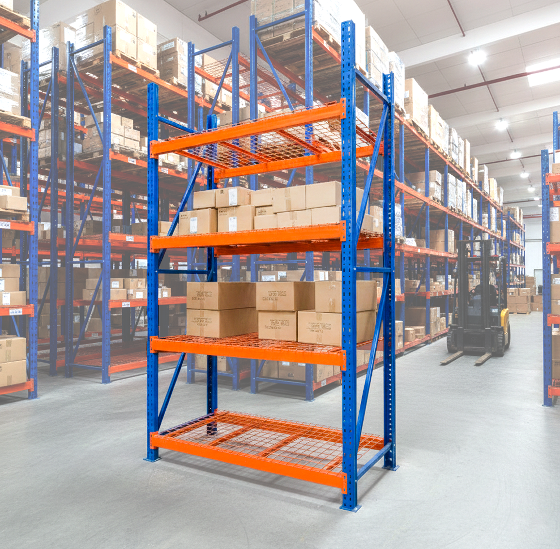 Estructura de rack azul y naranja